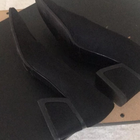 Vintage Gucci square toe - Picture 7 of 7